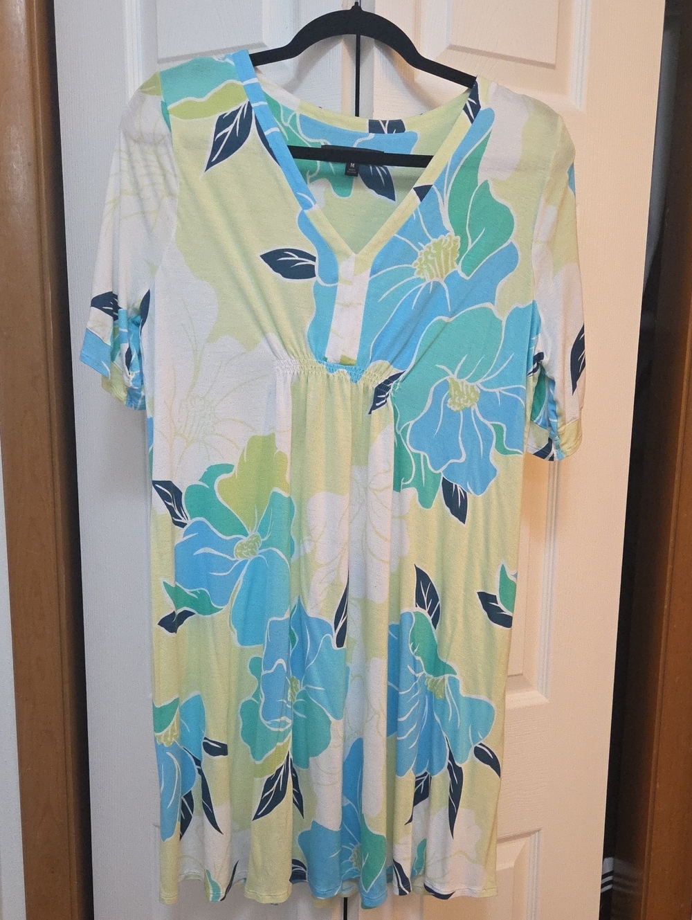 Ellen Tracy Floral V-Neck Tunic Top - Blue & Lime